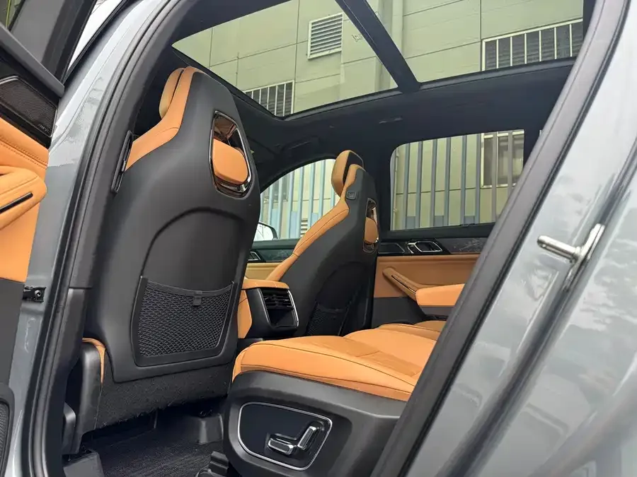 Lynk & Co 09 EM-P Lynk & Co 09 EM-P 2021 2.0T PHEV Halo 6-seater 2023 — миниатюра 4