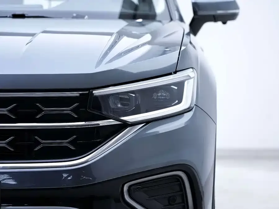 Volkswagen Tayron Tanyue 2023 330TSI 2WD Luxury Plus Advanced Edition 2023 — миниатюра 3