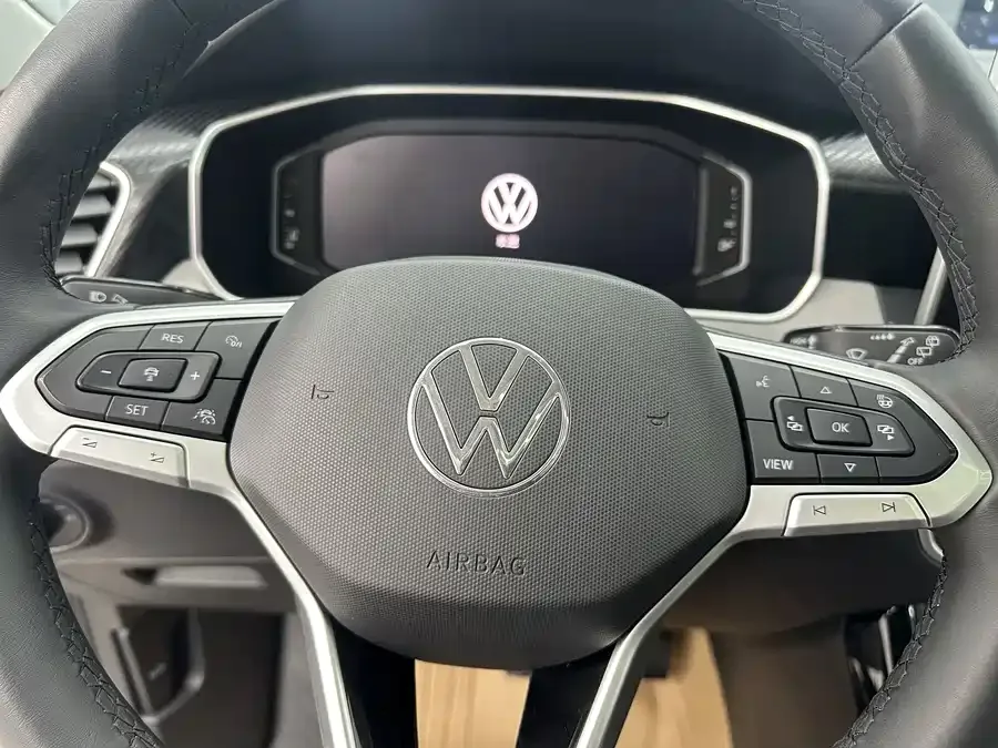 Volkswagen Tayron Tanyue 2023 280TSI 2WD Luxury Plus Advanced Edition 2023 — миниатюра 4