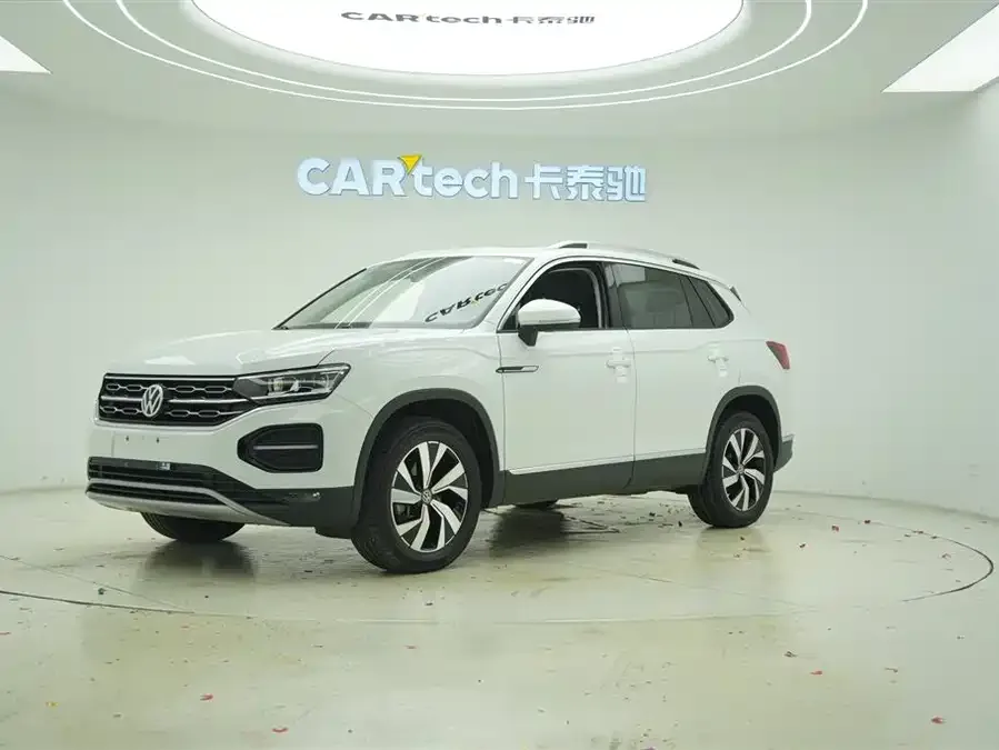 Volkswagen Tayron Tanyue 2022 330TSI two-wheel drive luxury smart connected version Plus 2022 — фото 1, купить с доставкой в Москву