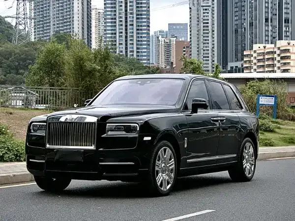 Rolls-Royce Cullinan 2023