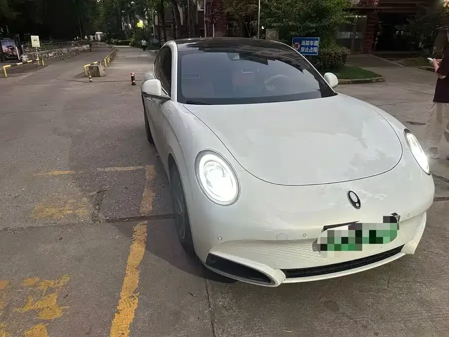 ORA lightning cat Euler Lightning Cat 2022 555km Premium Edition 2023 — миниатюра 2