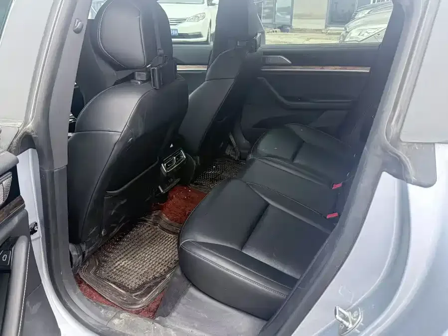 NETA Nezha S Nezha S 2022 Extended Range 1160km Rear-wheel Drive Medium Edition 2023 — миниатюра 2