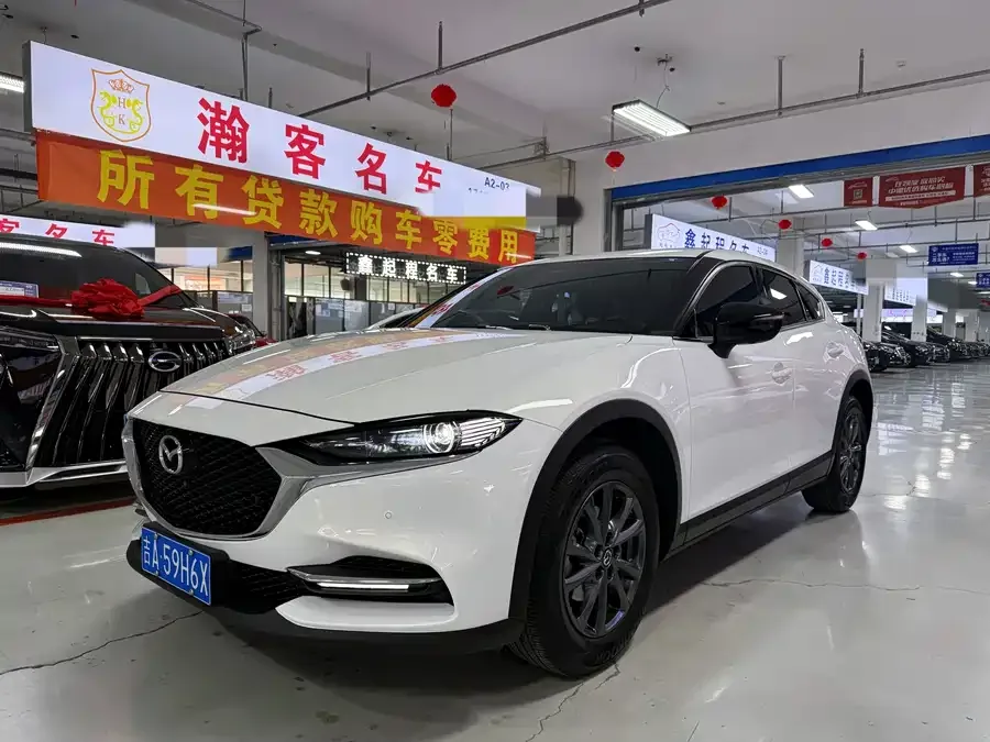 Mazda CX-4 2021 2.0L Automatic 2WD Blue Sky Explorer Edition 2023 — фото 1, купить с доставкой в Москву