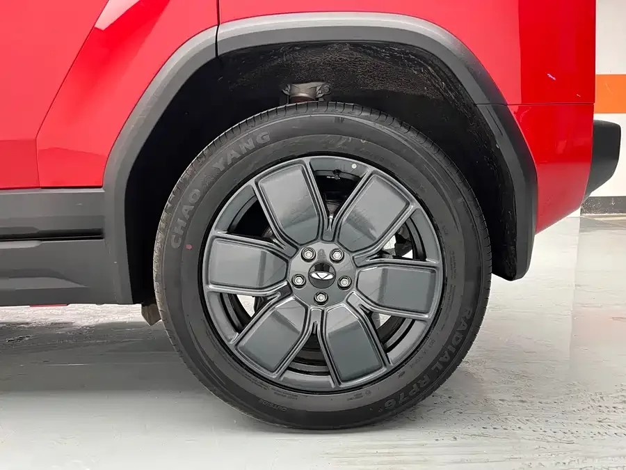 Chery Fengyun X3 PLUS Fengyun X3 PLUS 2025 501 Four-Wheel Drive Smart Edition 2025 — миниатюра 4