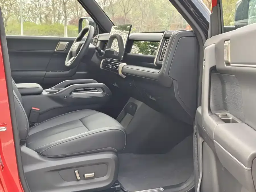 Chery Fengyun X3 PLUS Fengyun X3 PLUS 2025 501 Four-Wheel Drive Smart Edition 2025 — миниатюра 5