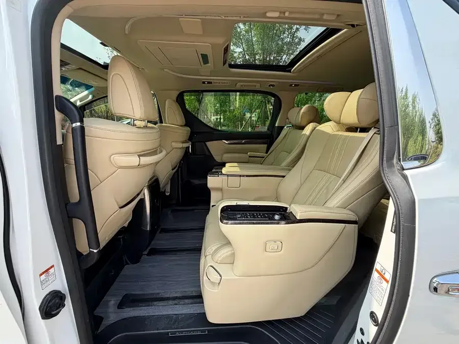 Toyota Alphard Alfa 2021 Dual Engine 2.5L Premium Edition 2024 — миниатюра 4
