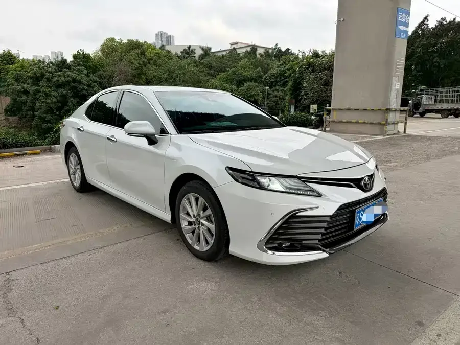 Toyota Camry Camry 2021 2.0G Deluxe Edition 2022 — миниатюра 3