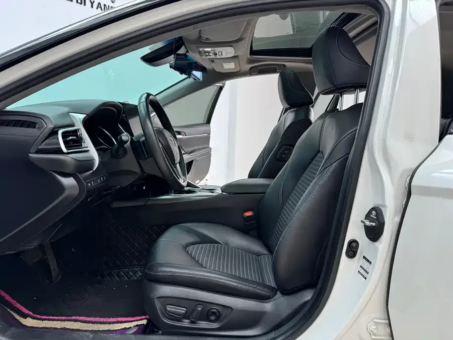 Toyota Camry Camry 2022 2.0S Cavalier Edition 2022 — миниатюра 4