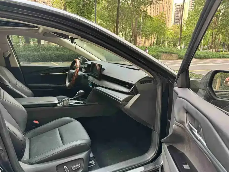 Toyota Camry Camry 2024 Hybrid 2.0HE Elite Edition 2024 — миниатюра 5