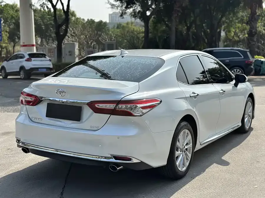 Toyota Camry Camry 2023 2.0G Deluxe Edition 2023 — миниатюра 4