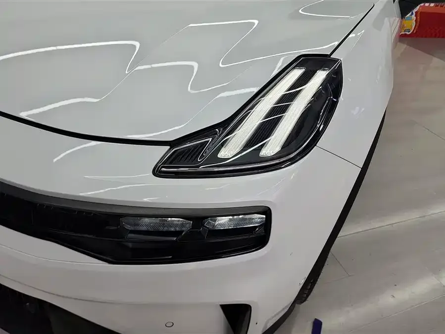 Lynk & Co 06 Lynk & Co 06 2023 Remix 1.5T Halo 2023 — миниатюра 2