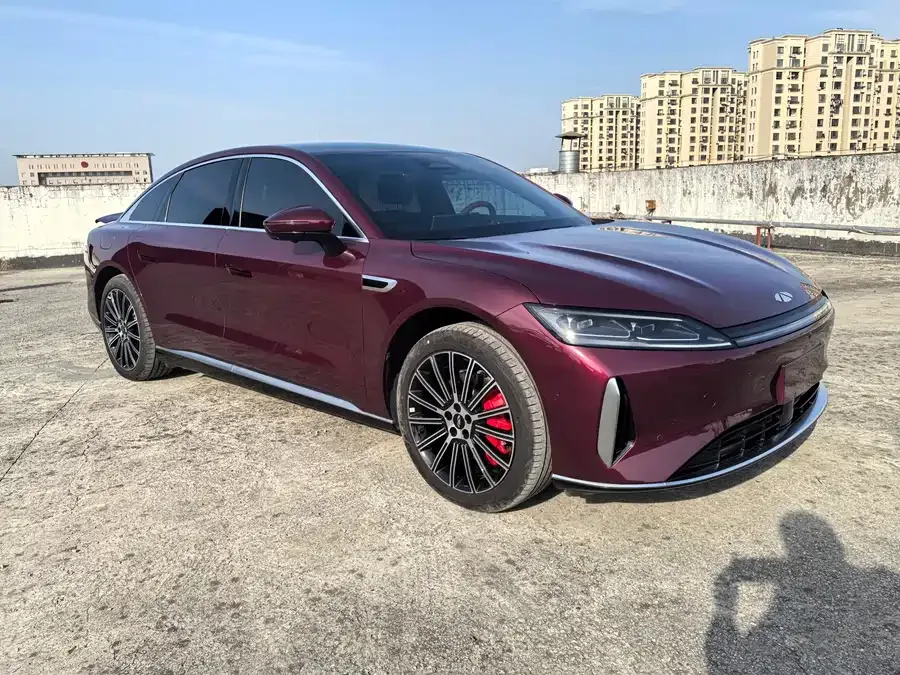 Chery Fengyun Fengyun A9L Fengyun A9L 2025 four-wheel drive high-energy peak version 2025 — миниатюра 3