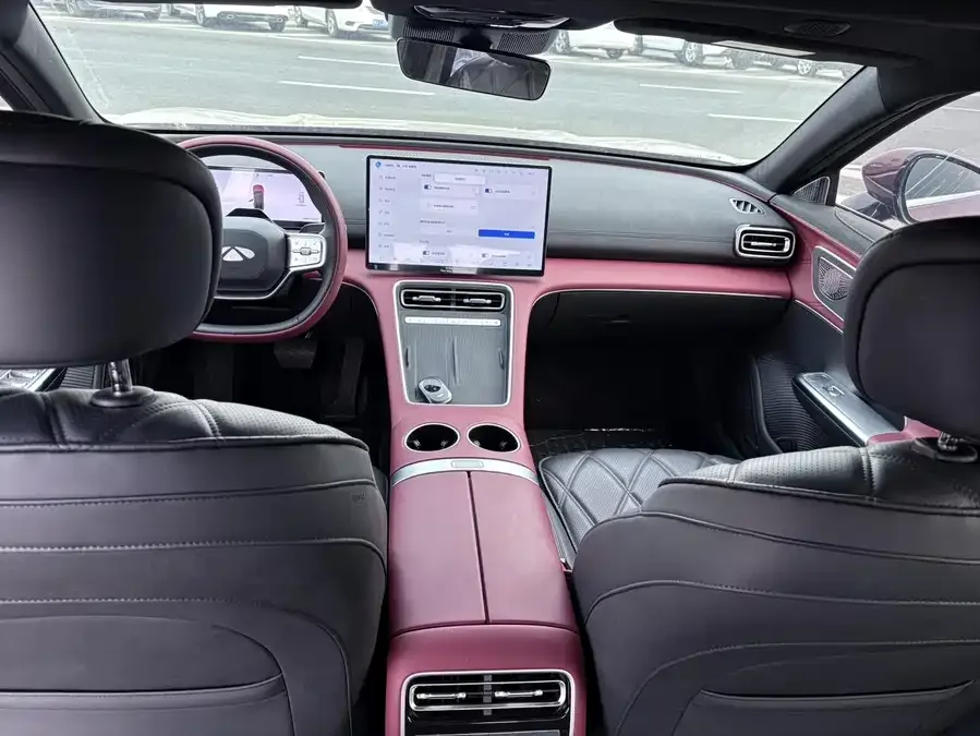Chery Fengyun Fengyun A9L Fengyun A9L 2025 four-wheel drive high-energy peak version 2025 — миниатюра 3