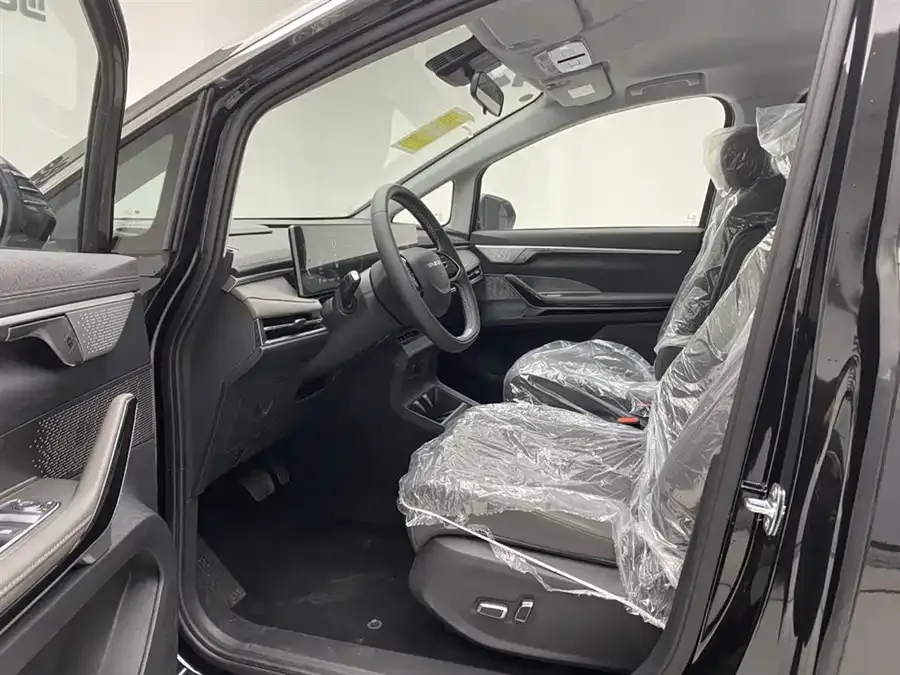 Maxus Dajia 7 Dajia 7 2024 facelift super hybrid long-range version Yuexiang version 2025 — миниатюра 5
