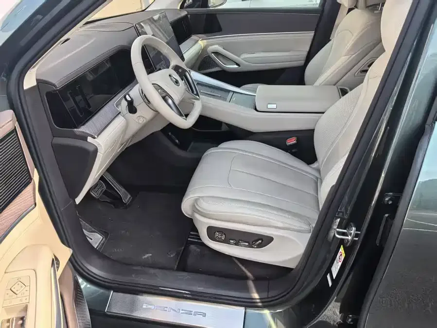 BYD N9 Denza N9 2025 flagship model 2025 — миниатюра 2
