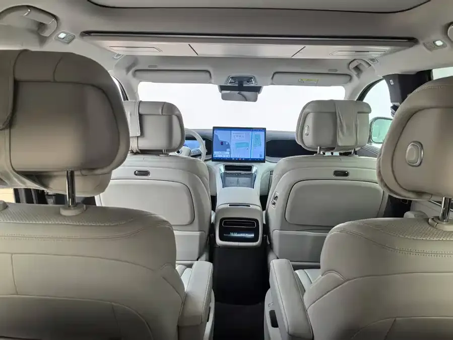 BYD N9 Denza N9 2025 flagship model 2025 — миниатюра 5