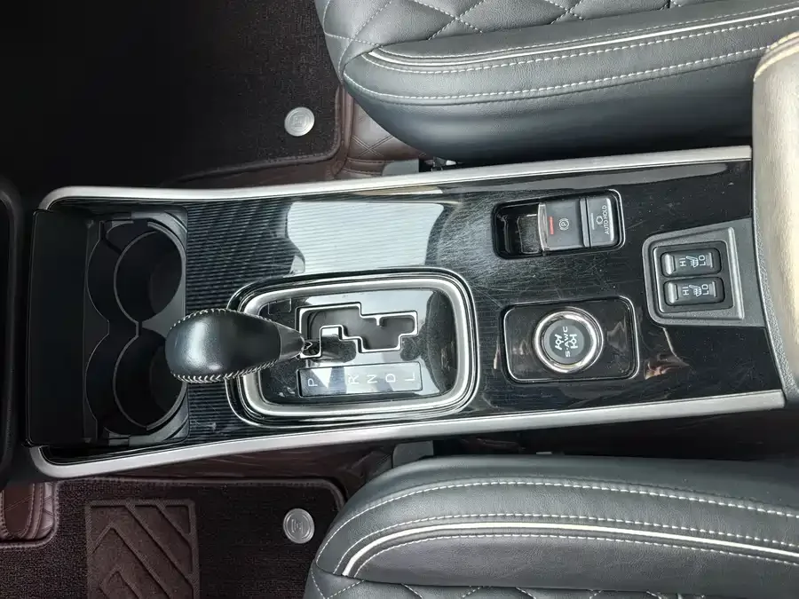 Mitsubishi Outlander Outlander 2021 2.4L 4WD Dynamic Edition 5 Seaters 2022 — миниатюра 4