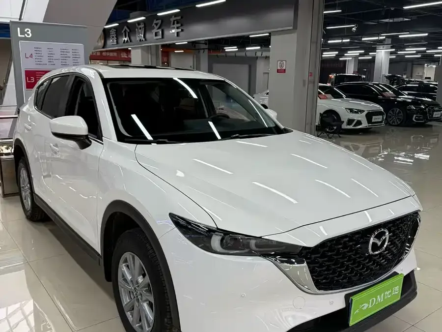 Mazda CX5 2024 2.0L automatic two-wheel drive Zhishang Pro 2024 — фото 1, купить с доставкой в Москву
