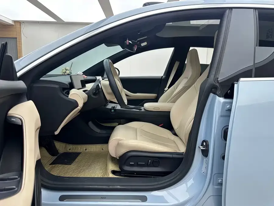 NIO ET5T NIO ET5T 2024 75kWh Touring 2024 — миниатюра 2