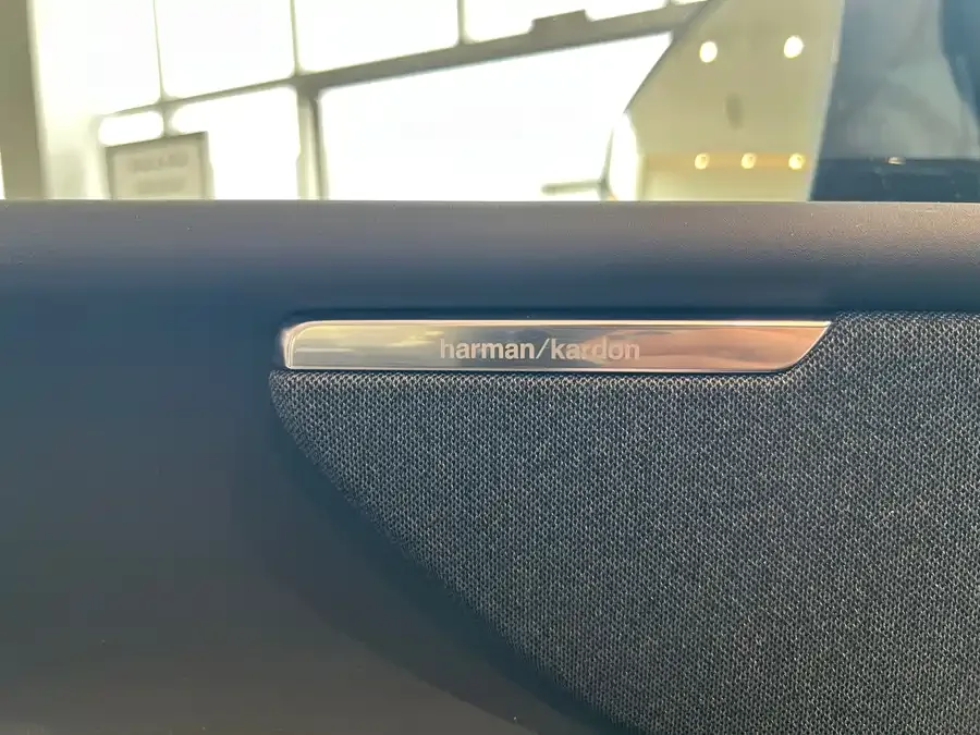 Volvo XC70 plug-in hybrid Volvo XC70 Plug-in Hybrid 2026 Four-Wheel Drive Long Range Plus 2026 — миниатюра 4