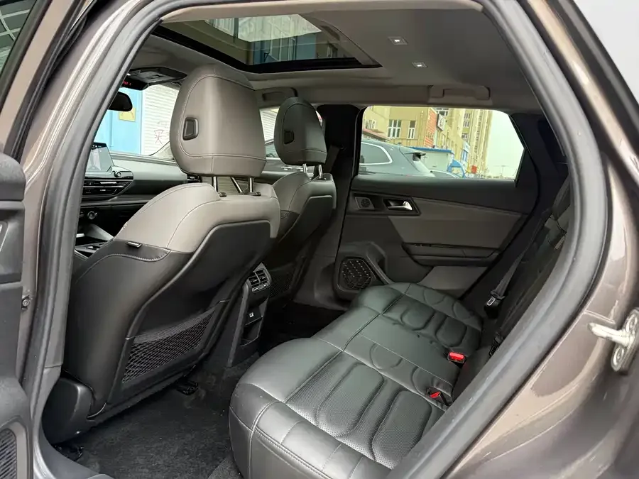 Citroen Versailles C5 X Versailles C5 2022 — миниатюра 5