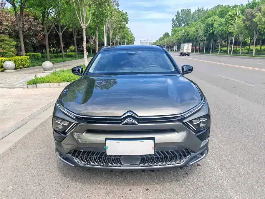 Citroen Versailles C5 X Versailles C5 2022 — миниатюра 2