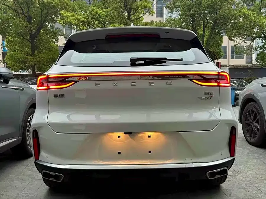 Exeed TXL Xingtu Lingyun 2025 300T 2WD Star Edition 2024 — миниатюра 5