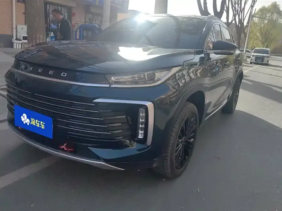 Exeed TXL Xingtu Lingyun 2024 300T 2WD Star Edition 2023 — фото 1, купить с доставкой в Москву
