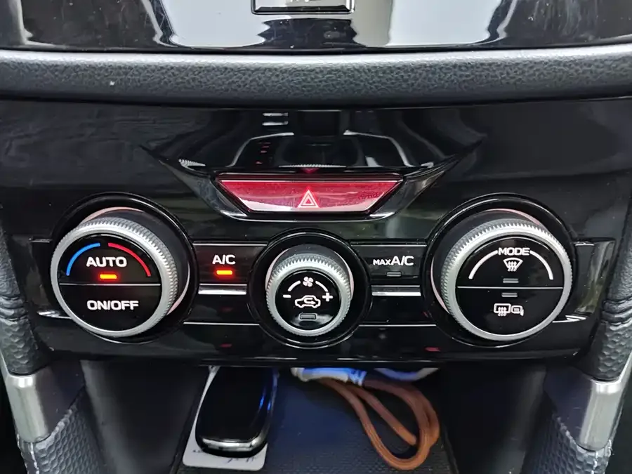 Subaru Forester Forester 2022 2.0i AWD Luxury Edition EyeSight 2022 — миниатюра 5