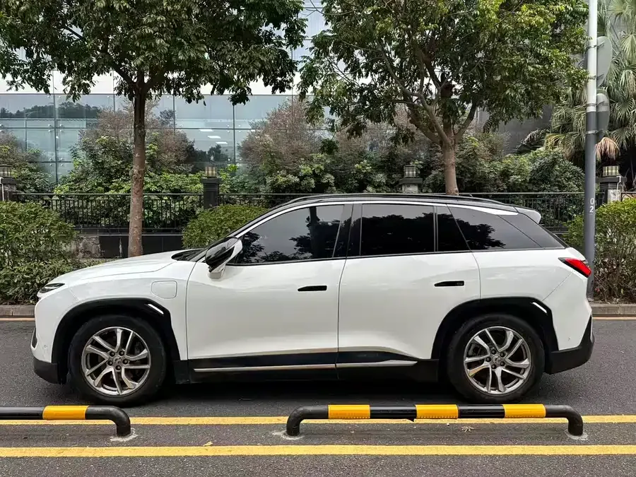 NIO ES6 NIO ES6 2022 100kWh Performance Edition 2022 — миниатюра 4