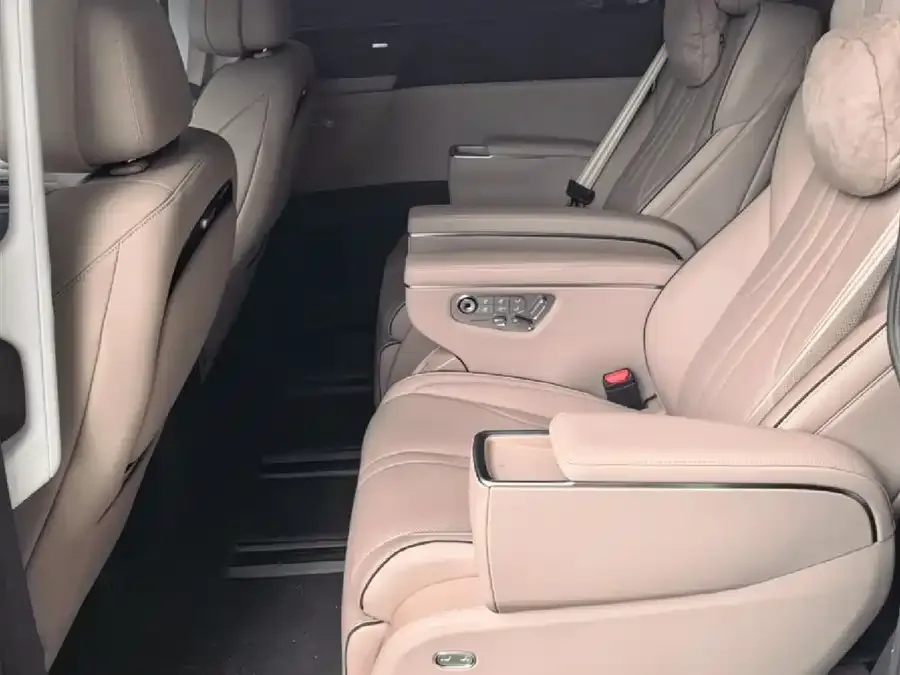 XPeng XPeng X9 XPeng X9 2025 model, pure electric, 740km ultra-long range (Max). 2025 — миниатюра 3