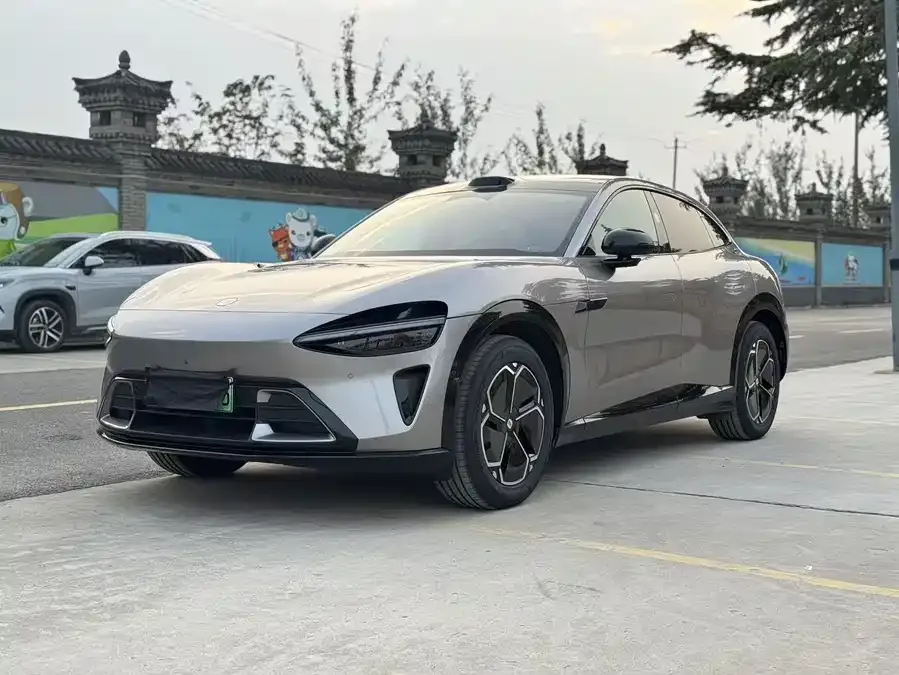 Xiaomi YU7 2025
