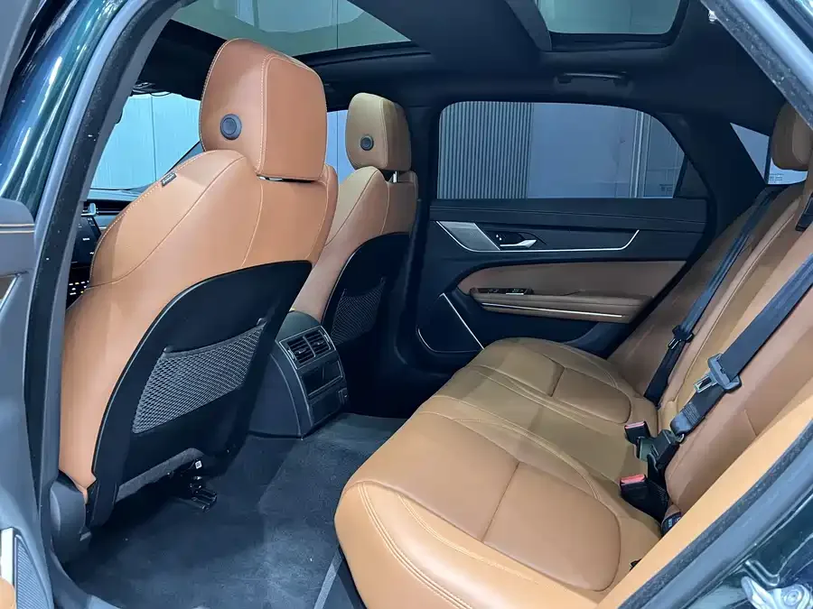 Jaguar XFL 2022 XFL 2.0T P250 2WD Elite Sports Edition 2023 — миниатюра 4