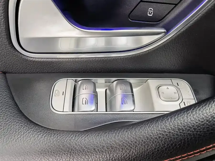 Mercedes-Benz GLE AMG Mercedes-Benz GLE AMG 2023 AMG GLE 53 4MATIC+ 2023 — миниатюра 3