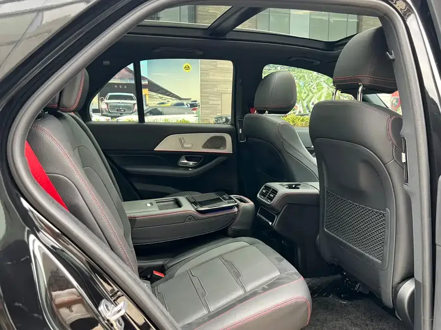 Mercedes-Benz GLE AMG Mercedes-Benz GLE AMG 2024 AMG GLE 53 4MATIC+ 2024 — миниатюра 4