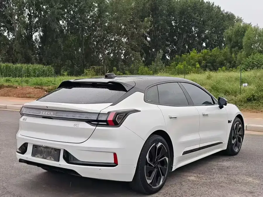 Zeekr 001 Zeekr 001 2023 WE version 100kWh 2023 — миниатюра 3