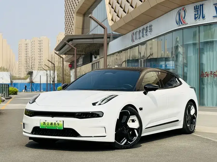 Zeekr 001 2022