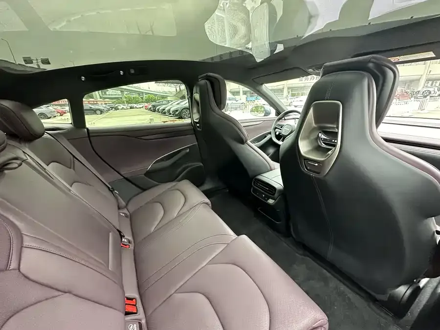 Xiaomi SU7 Xiaomi SU7 2024 rear-wheel drive long-range smart driving version 2025 — миниатюра 2