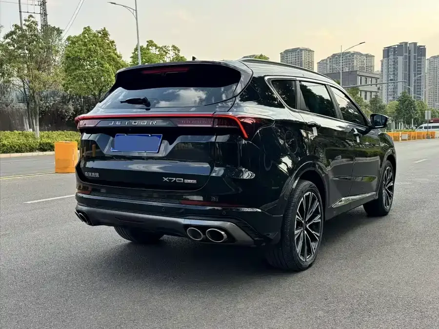 Jetour X70 Jetour X70 2021 Zhuge 1.6T DCT Military Advisor 7 Seaters 2022 — миниатюра 3