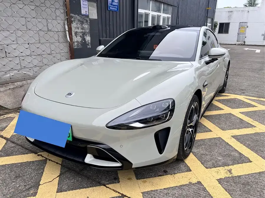Xiaomi SU7 2025