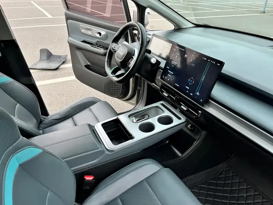 AION AION Y AION Y 2022 Plus 70 Technology Edition 2023 — миниатюра 4