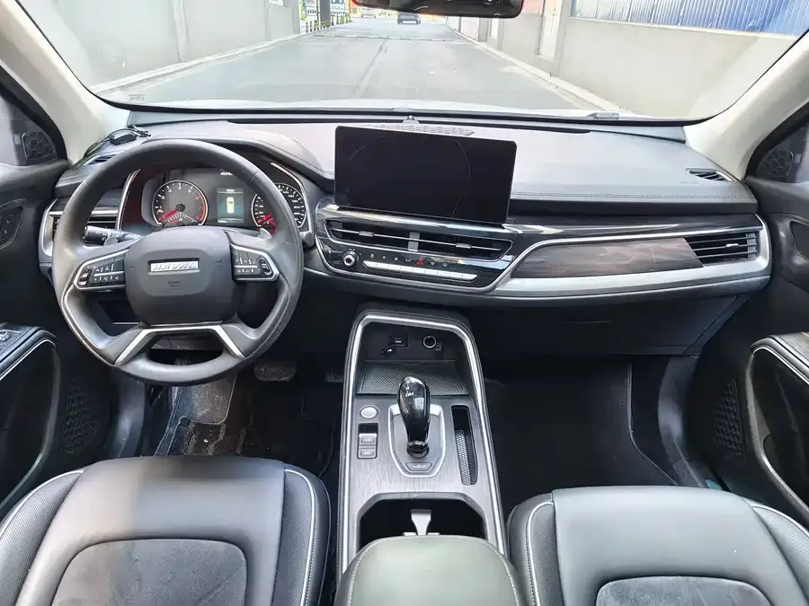 Haval H6 Haval H6 2021 National Fashion Edition 1.5T Automatic Urban Edition 2022 — миниатюра 2