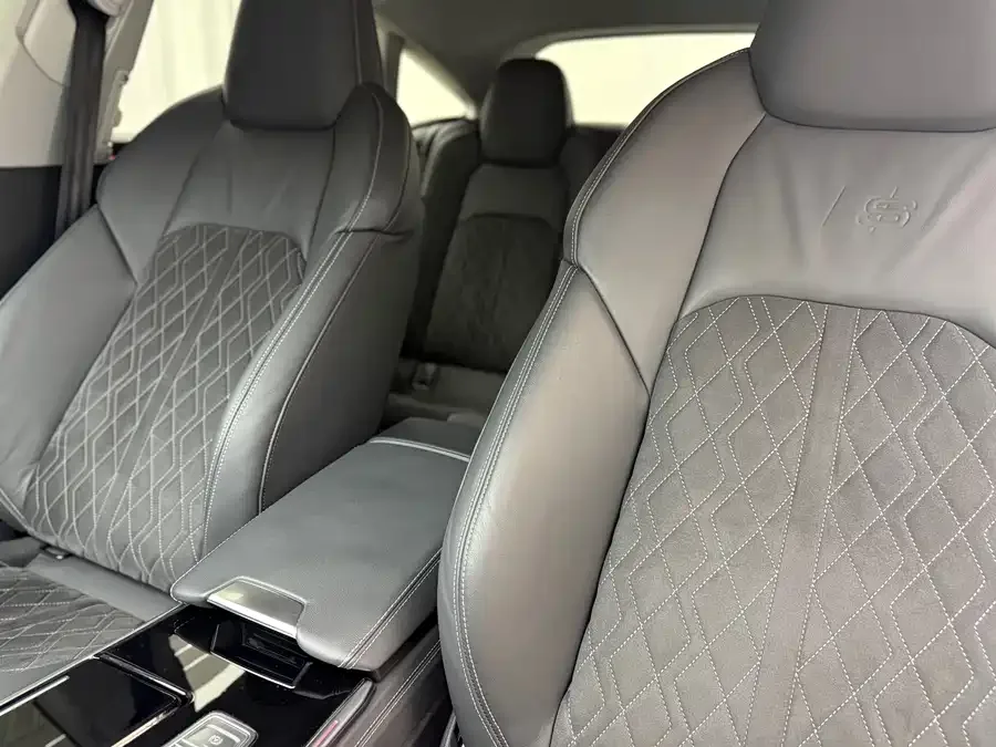 Audi S7 (4K) 2022 2.9 TFSI quattro 2022 — миниатюра 2