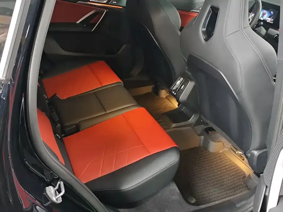 BMW X1 M35Li 2025 M35Li 2025 — миниатюра 4