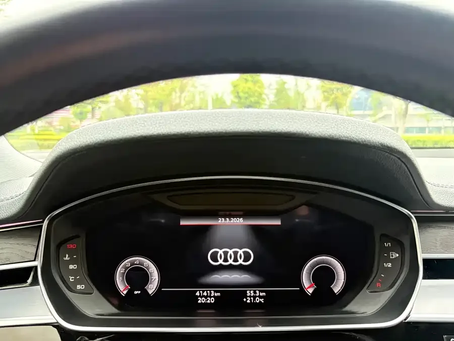 Audi A8 2023 A8L 50 TFSI quattro Premium Edition 2023 — миниатюра 5