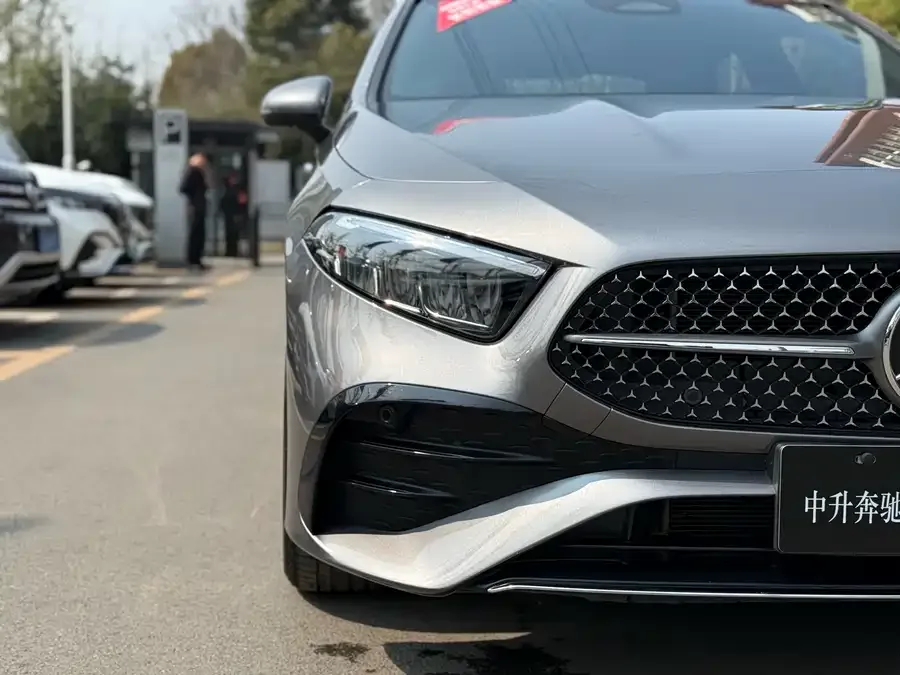 Mercedes-Benz Class A Mercedes-Benz A-Class 2024 A 200 L Fashion Edition 2024 — миниатюра 5