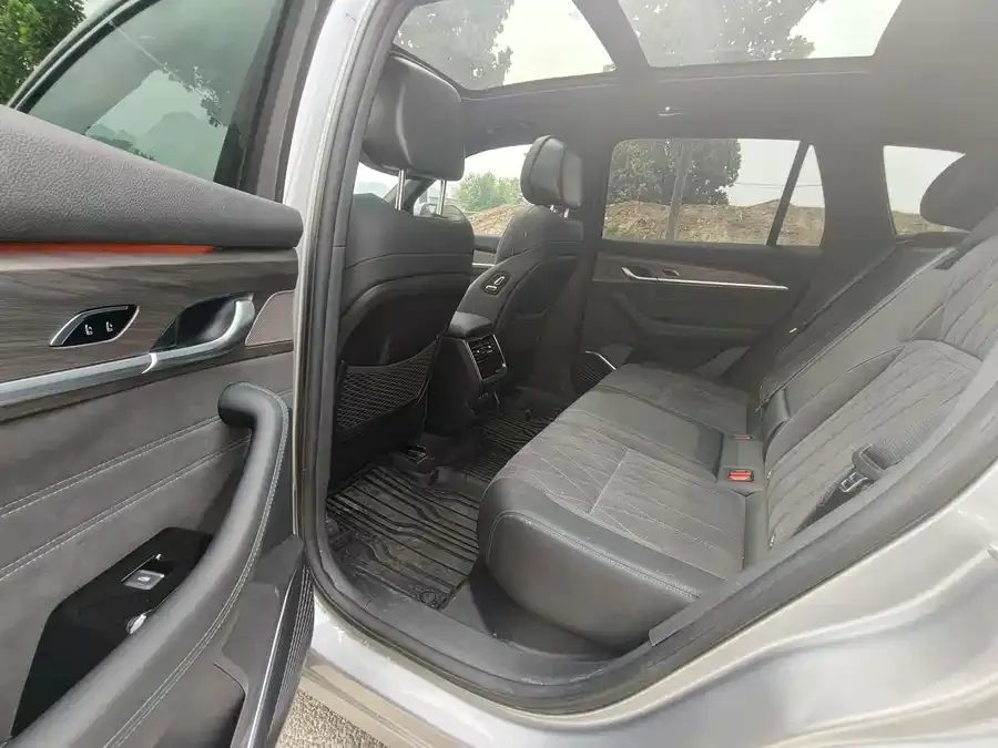 Geely Monjaro Xingyue L 2025 Dongfangyao 2.0TD Automatic Star-gazing Edition 2025 — миниатюра 2