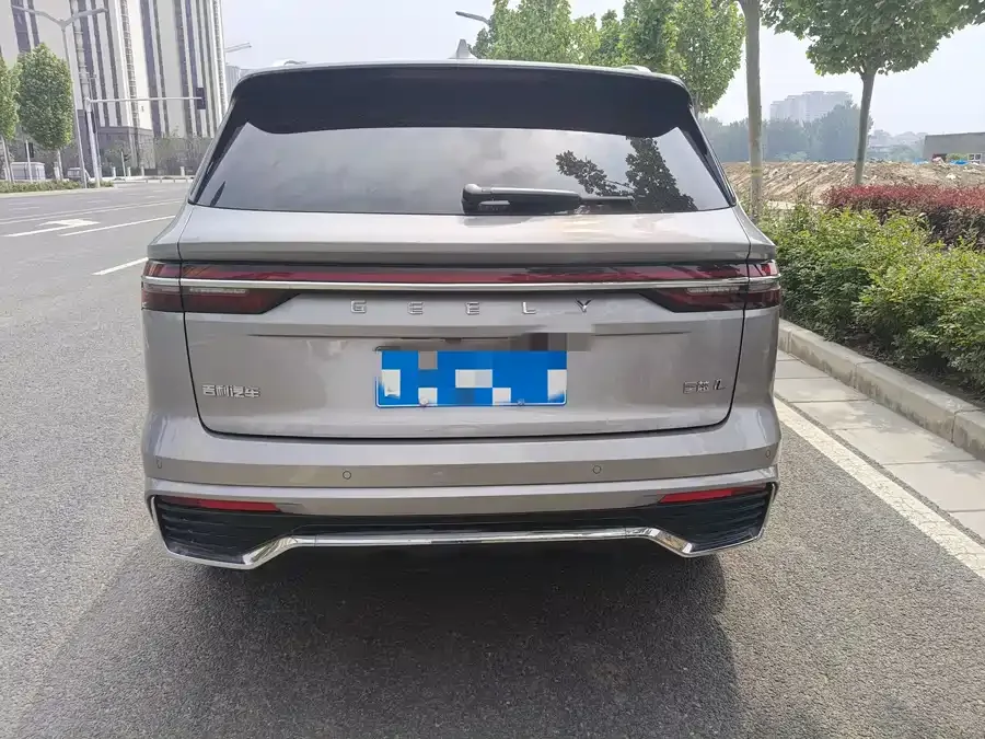Geely Monjaro Xingyue L 2025 Dongfangyao 2.0TD Automatic Star-gazing Edition 2025 — миниатюра 5