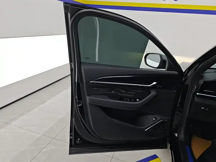 Geely Monjaro Xingyue L 2024 2.0TD High Power Automatic 2WD Skyline Edition 2024 — миниатюра 4